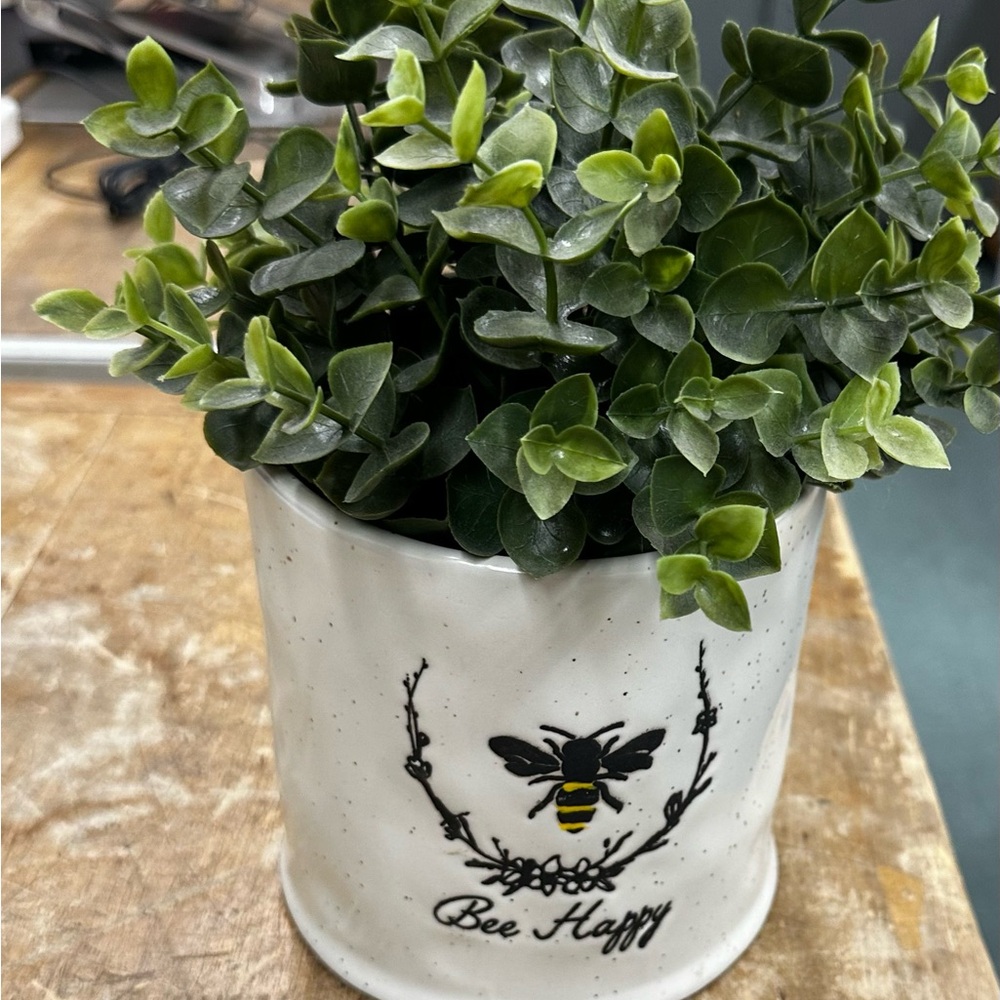 Bumble Bee Happy Planter Pot - Picture 2 of 5
